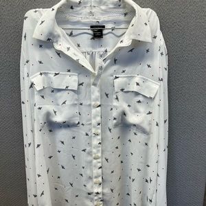 Ann Taylor NWT bee pattern button down blouse size large